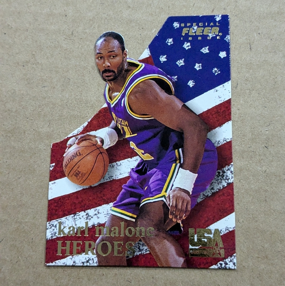 Karl Malone Fleer Special Edition Heroes Basketball Card - Purple Short Print